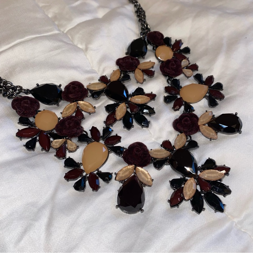 Black and Burgundy Gems With Burgundy Rosettes on Dark Chain Statement Necklace
